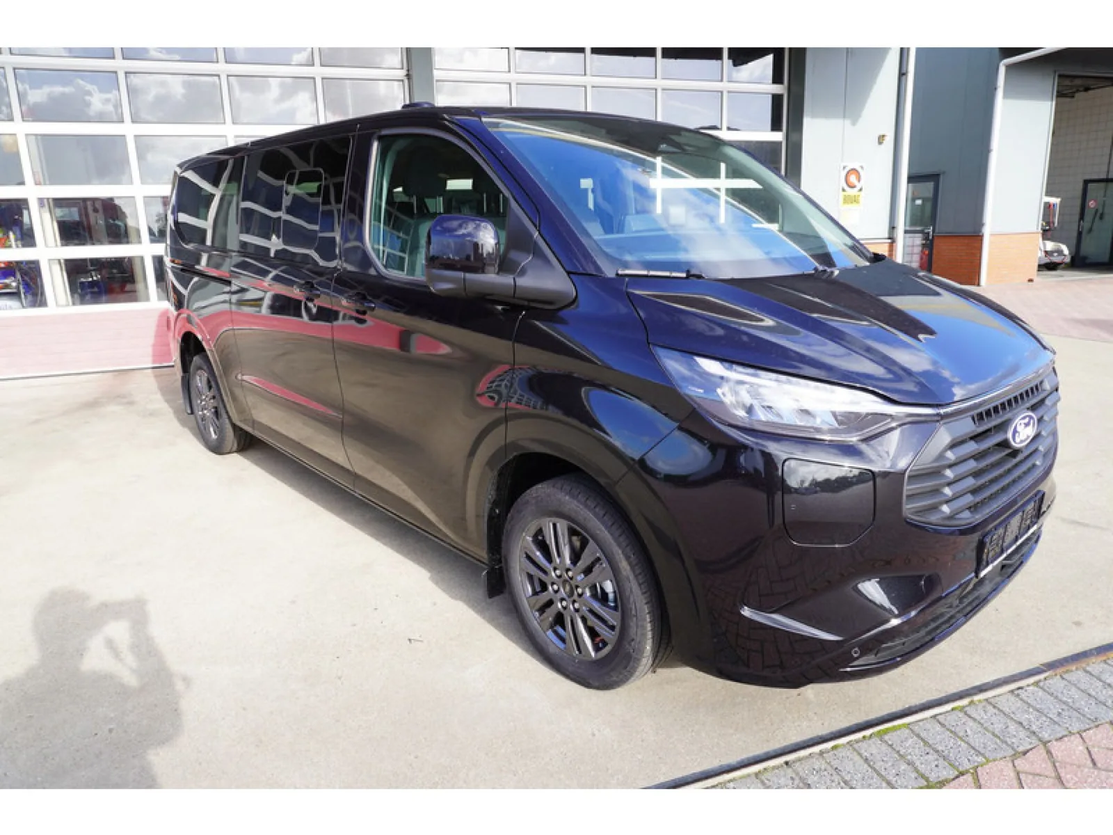 Ford Transit Custom (2026) — foto 1
