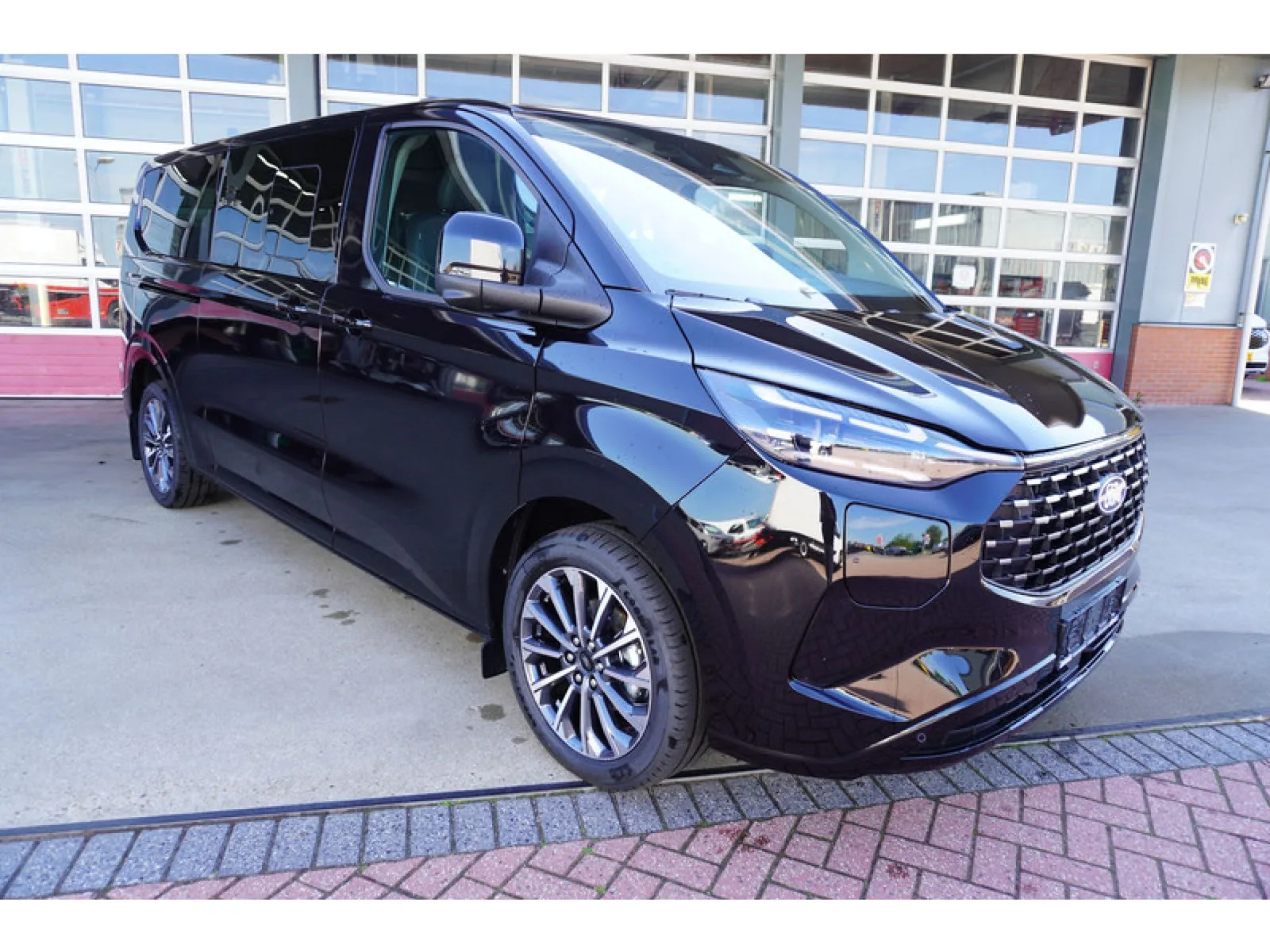 Ford Transit Custom (2026) — foto 1