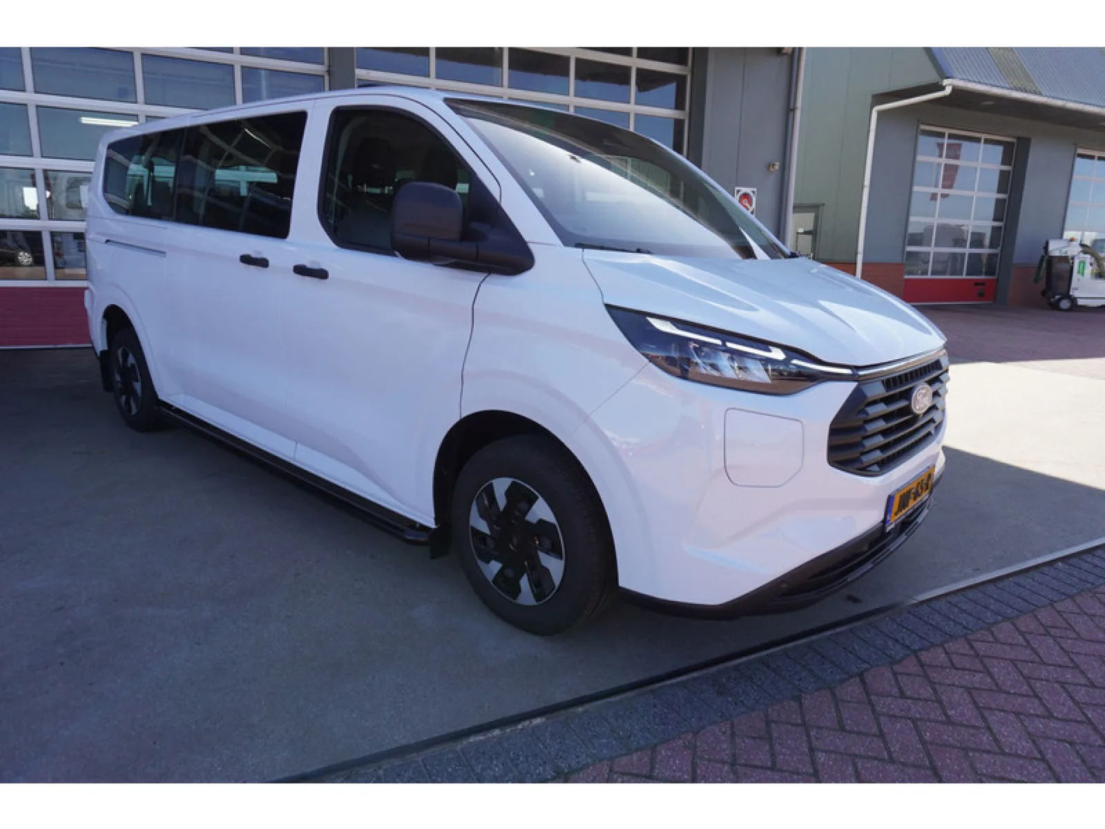Ford Transit Custom (2026) — foto 1