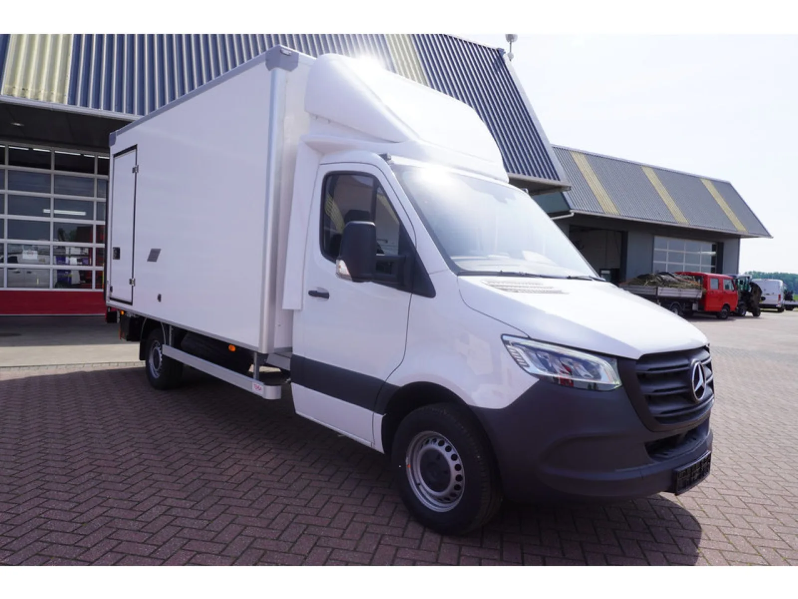 Mercedes-Benz Sprinter (2024) — foto 1