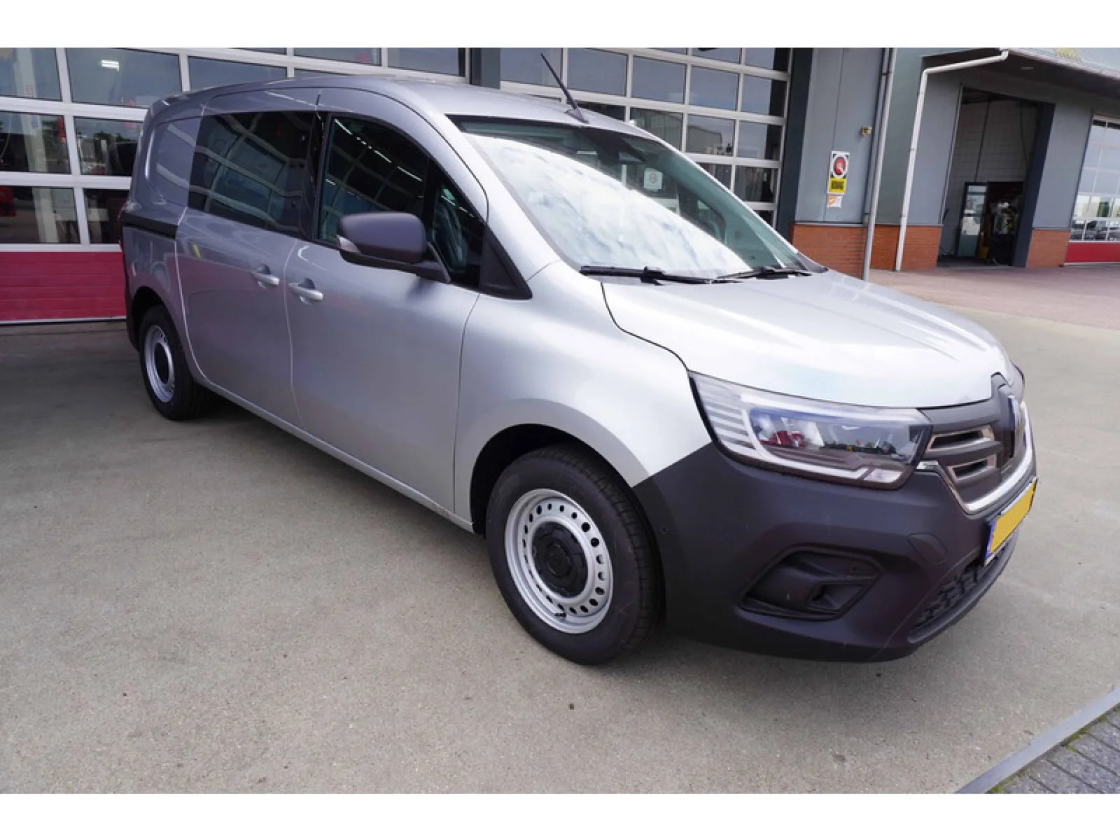 Renault Kangoo (2026) — foto 1