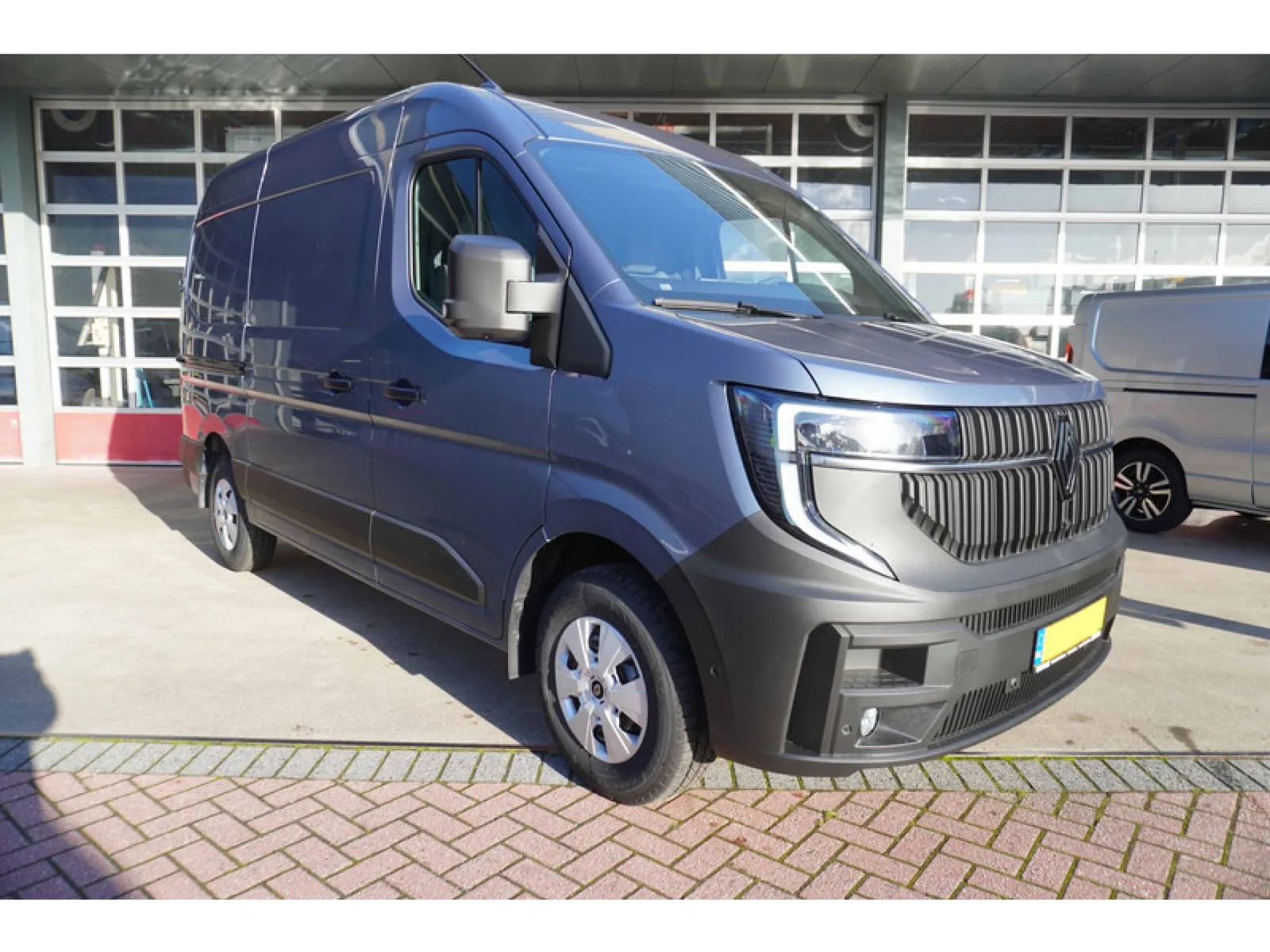 Renault Master (2024) — foto 1