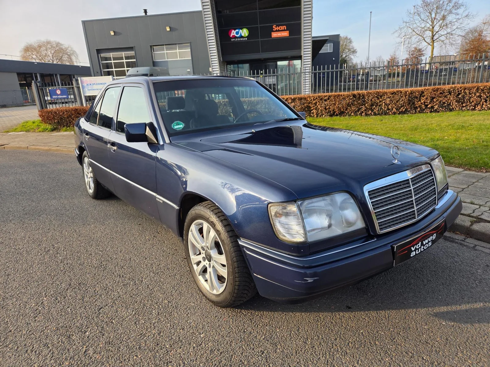 Mercedes-Benz E-Klasse (1995) — foto 1
