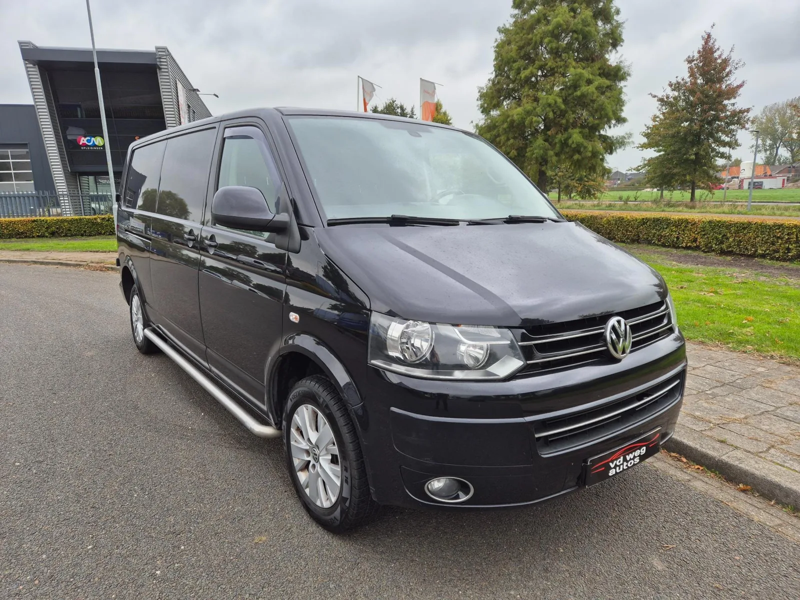 Volkswagen Transporter (2014) — foto 1