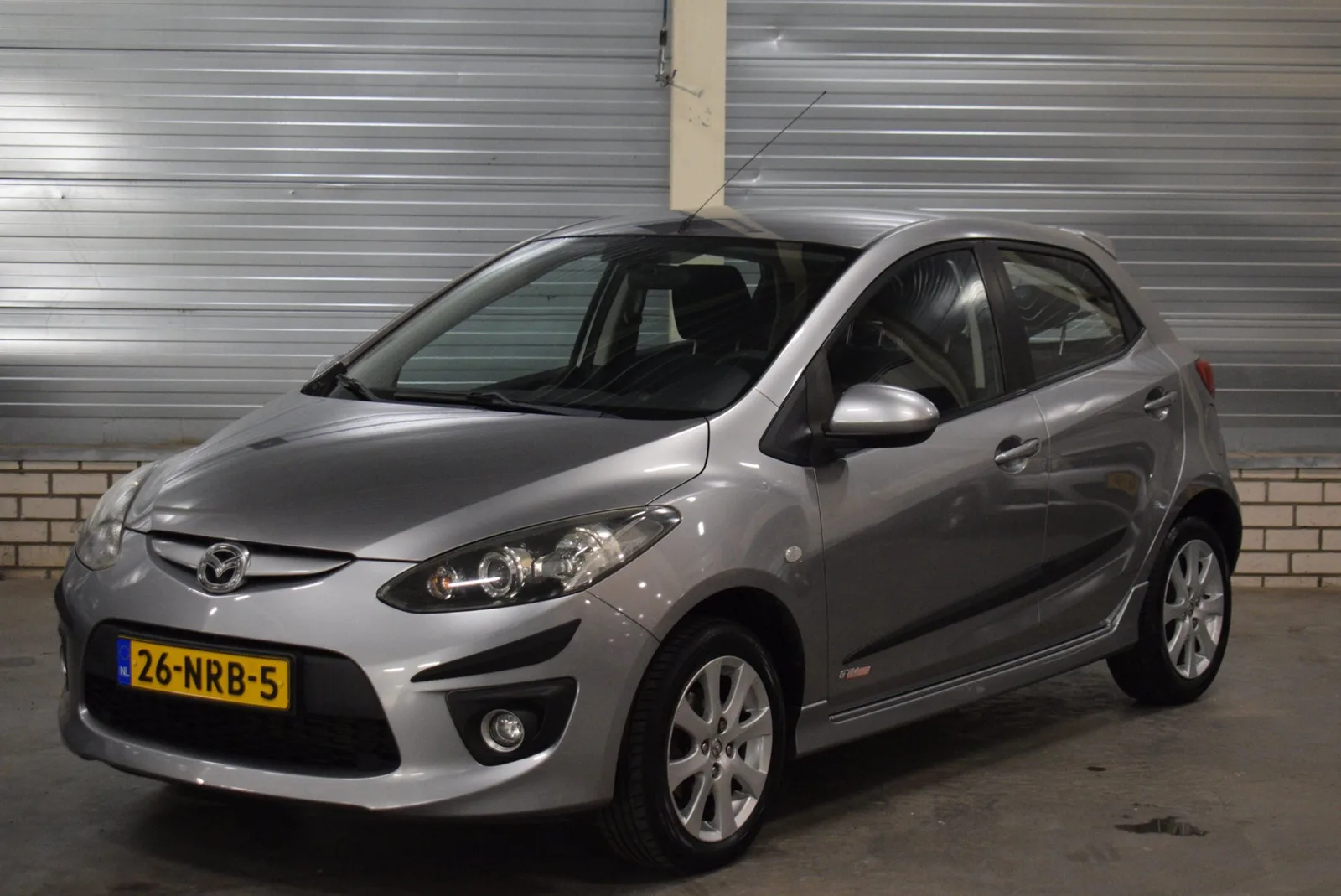 Mazda 2 (2010) — foto 1