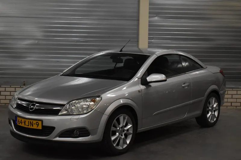 Opel Astra Twin Top (2009)