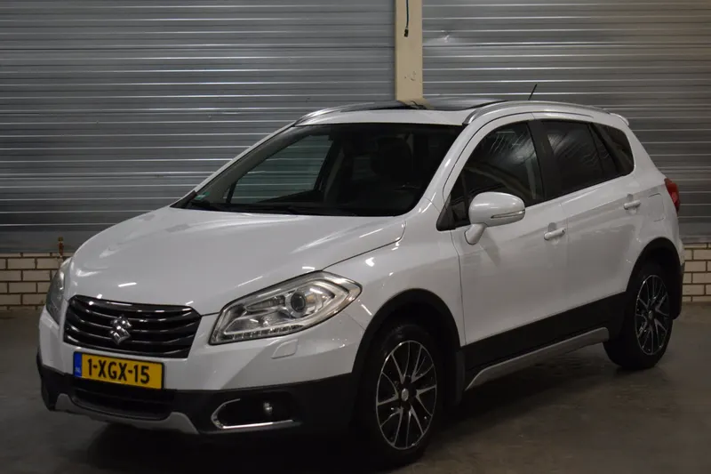 Suzuki SX4 S-Cross (2014)
