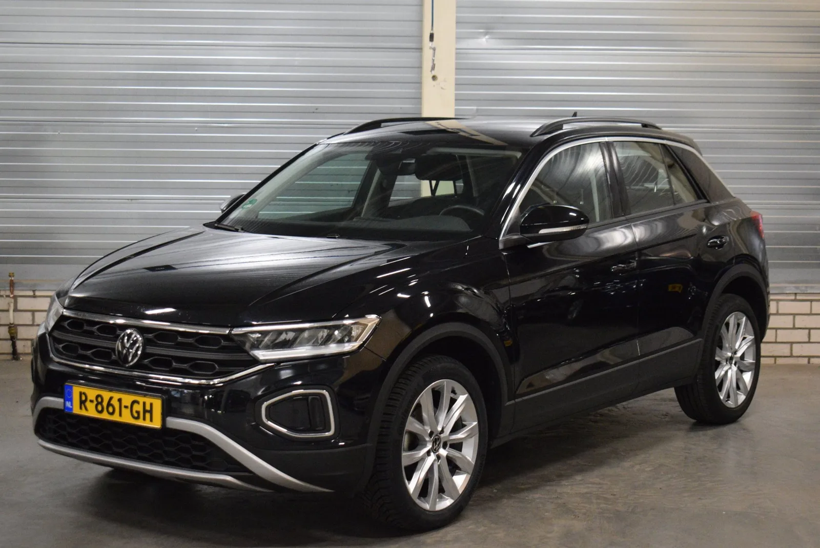 Volkswagen T-Roc (2022) — foto 1