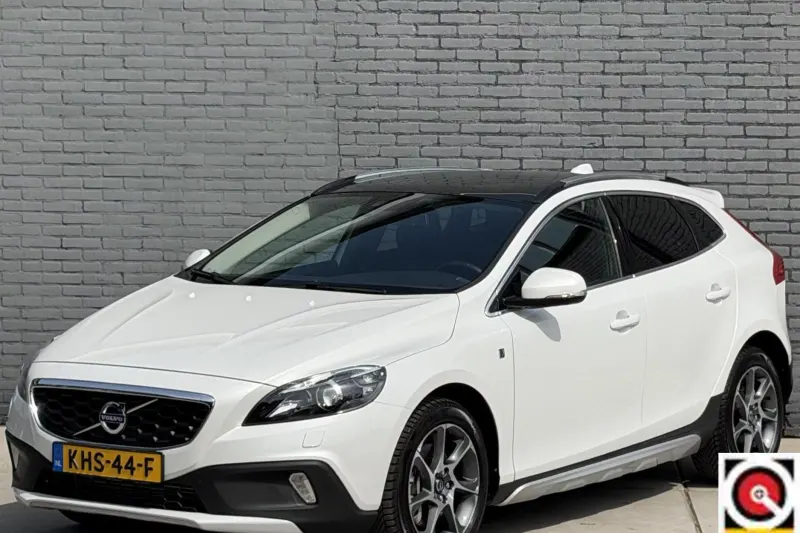 Volvo V40 Cross Country (2016)