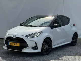 Toyota Yaris (2022) — foto 1