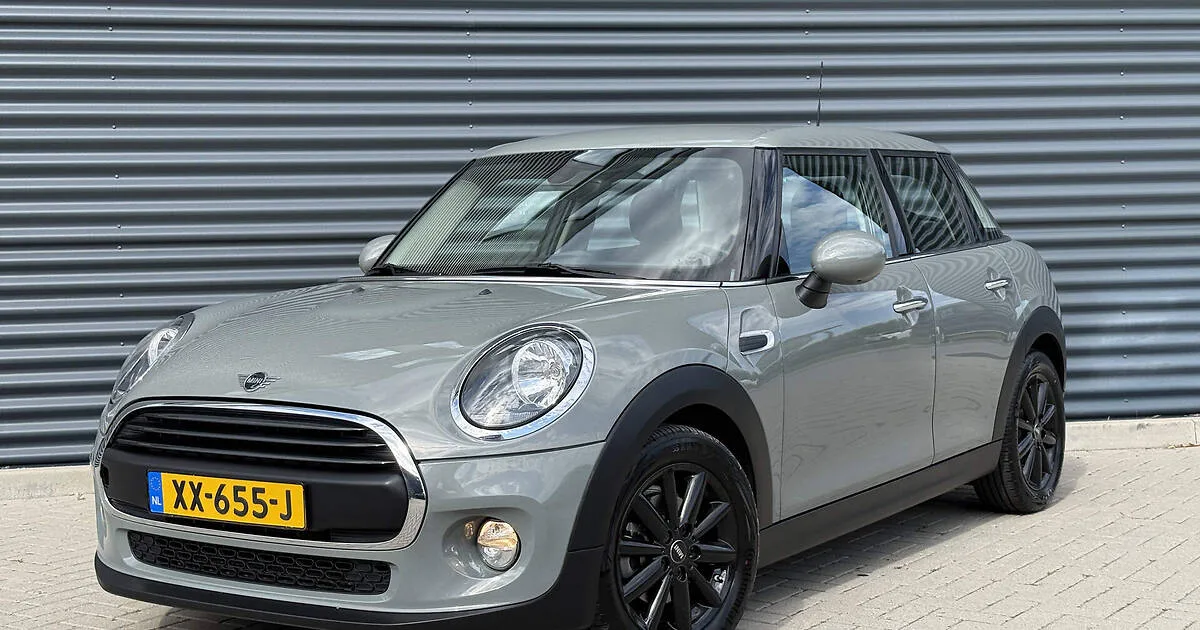 MINI One (2019) — foto 1