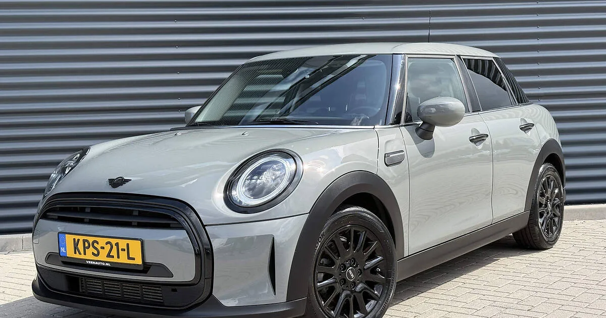 MINI One (2021) — foto 1