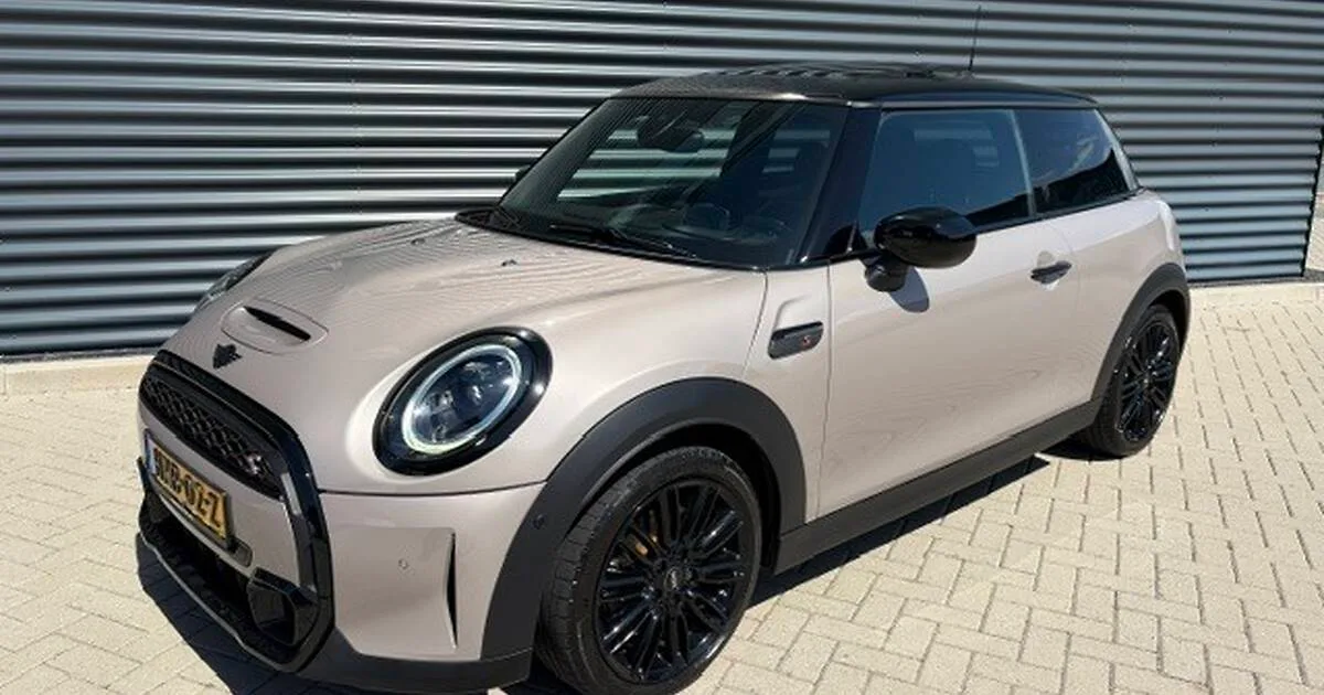 MINI Cooper (2022) — foto 1
