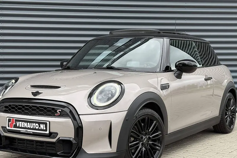 MINI Cooper S (2022)