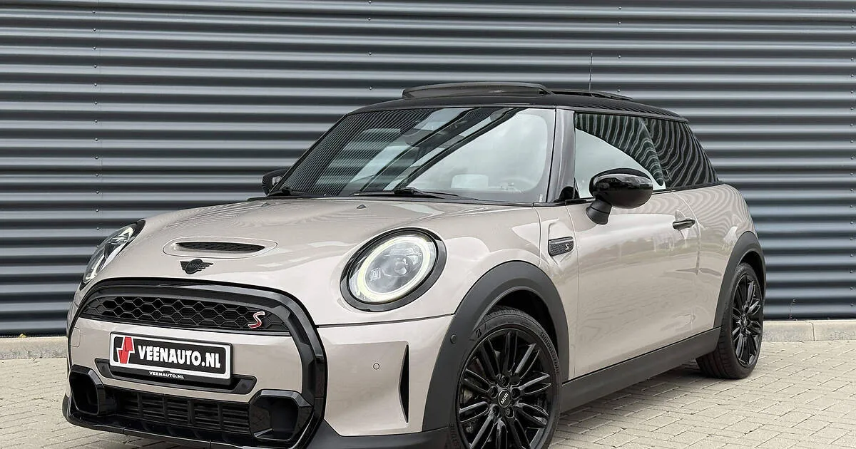 MINI Cooper S (2022) — foto 1
