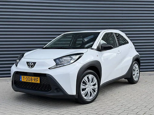 Toyota Aygo (2023) — foto 1
