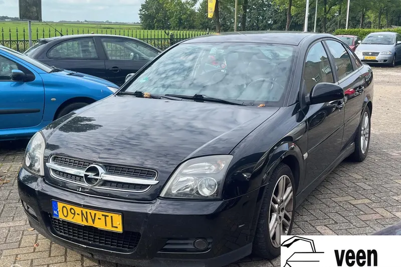 Opel Vectra (2004)