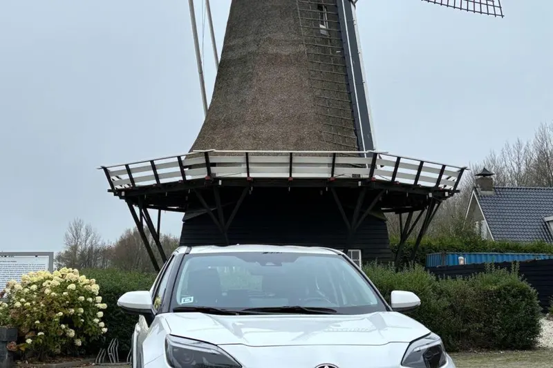 Toyota Yaris Cross (2023)