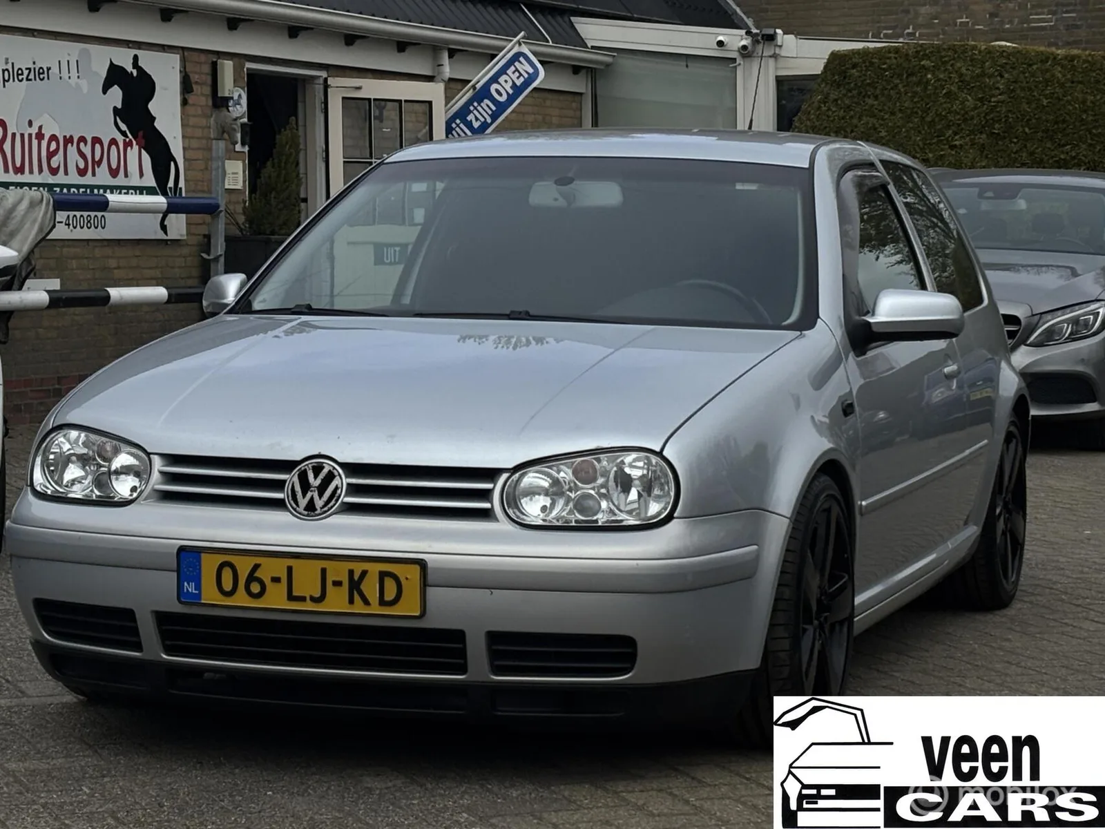 Volkswagen Golf (2003) — foto 1