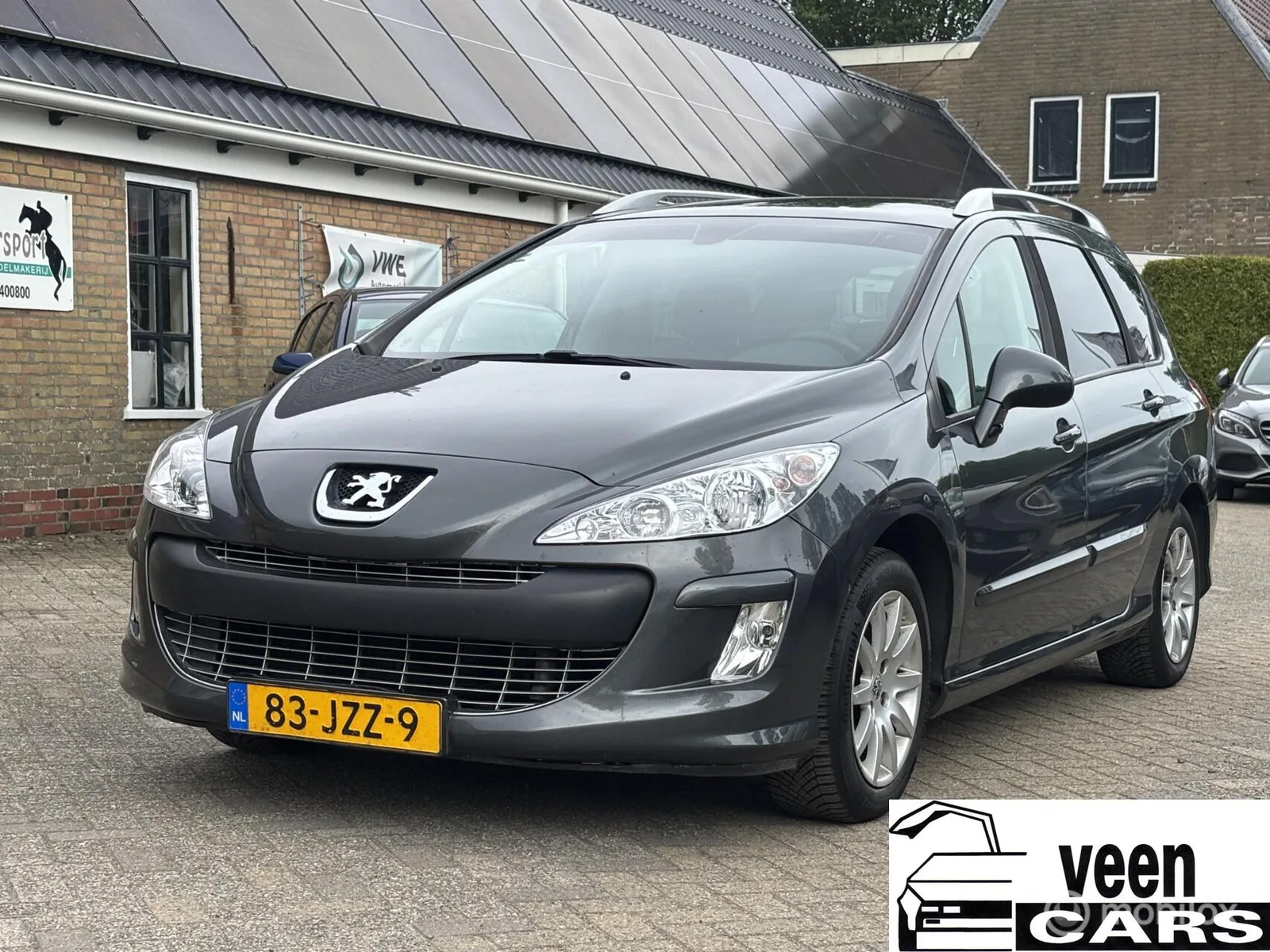 Peugeot 308 (2009) — foto 1