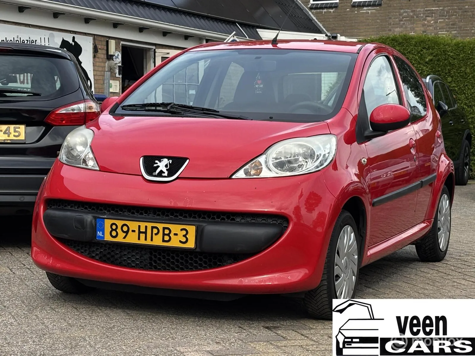 Peugeot 107 (2009) — foto 1