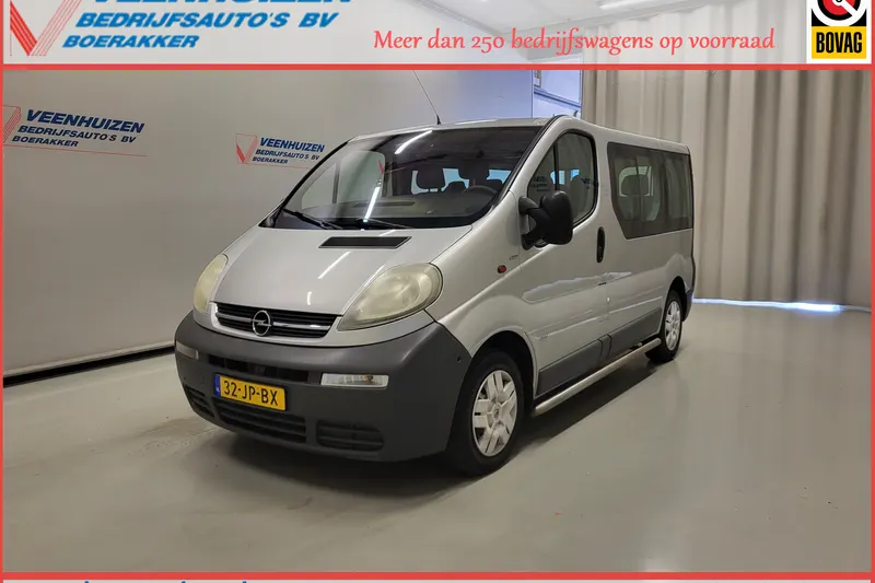 Opel Vivaro (2002)