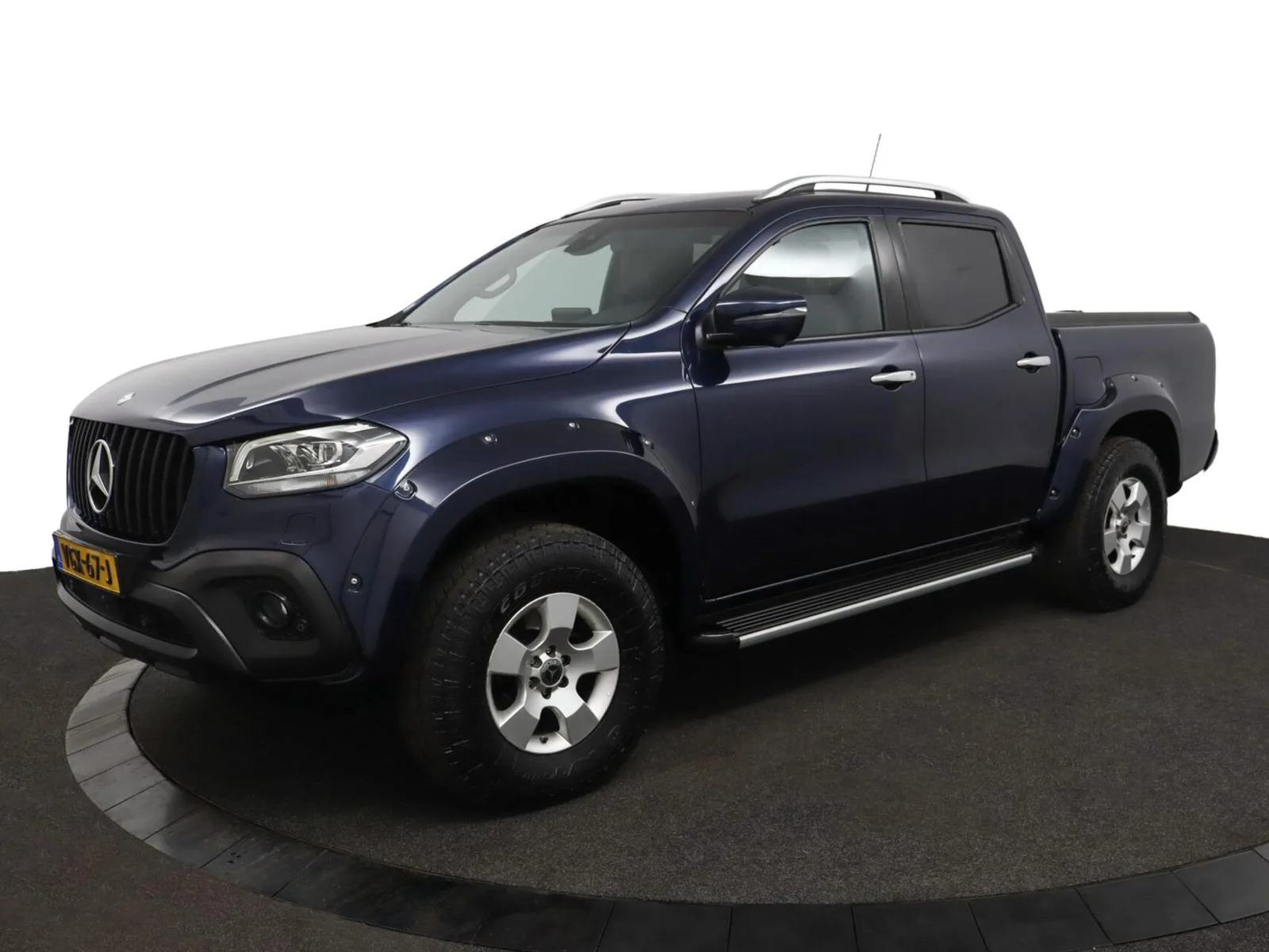 Mercedes-Benz X-klasse (2019) — foto 1