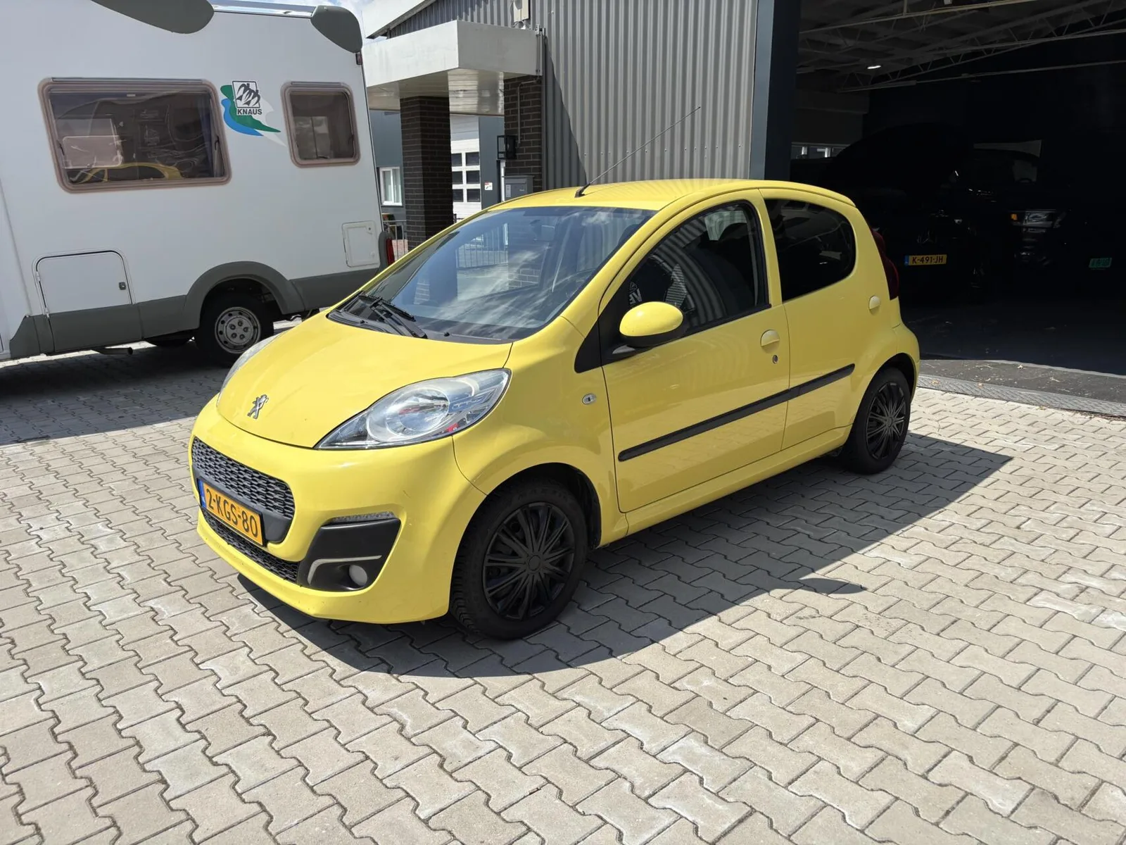 Peugeot 107 (2013) — foto 1