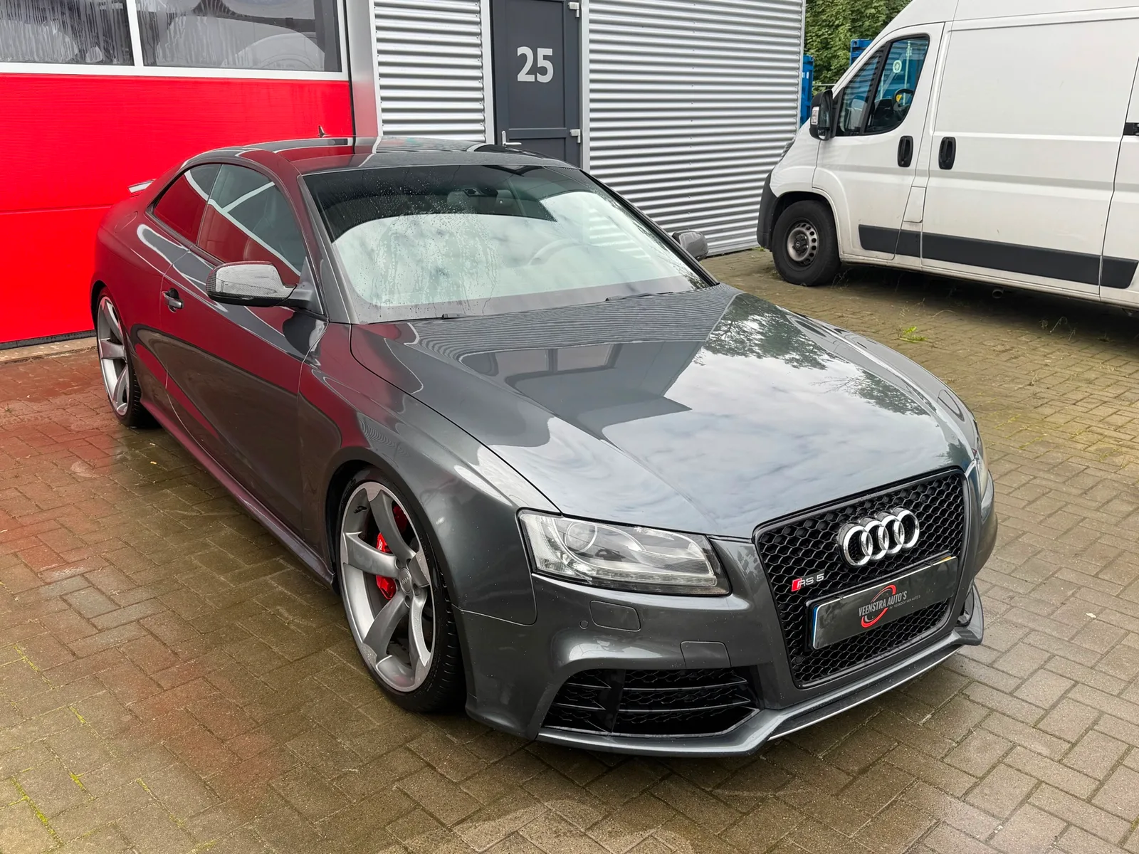 Audi RS 5 (2010) — foto 1