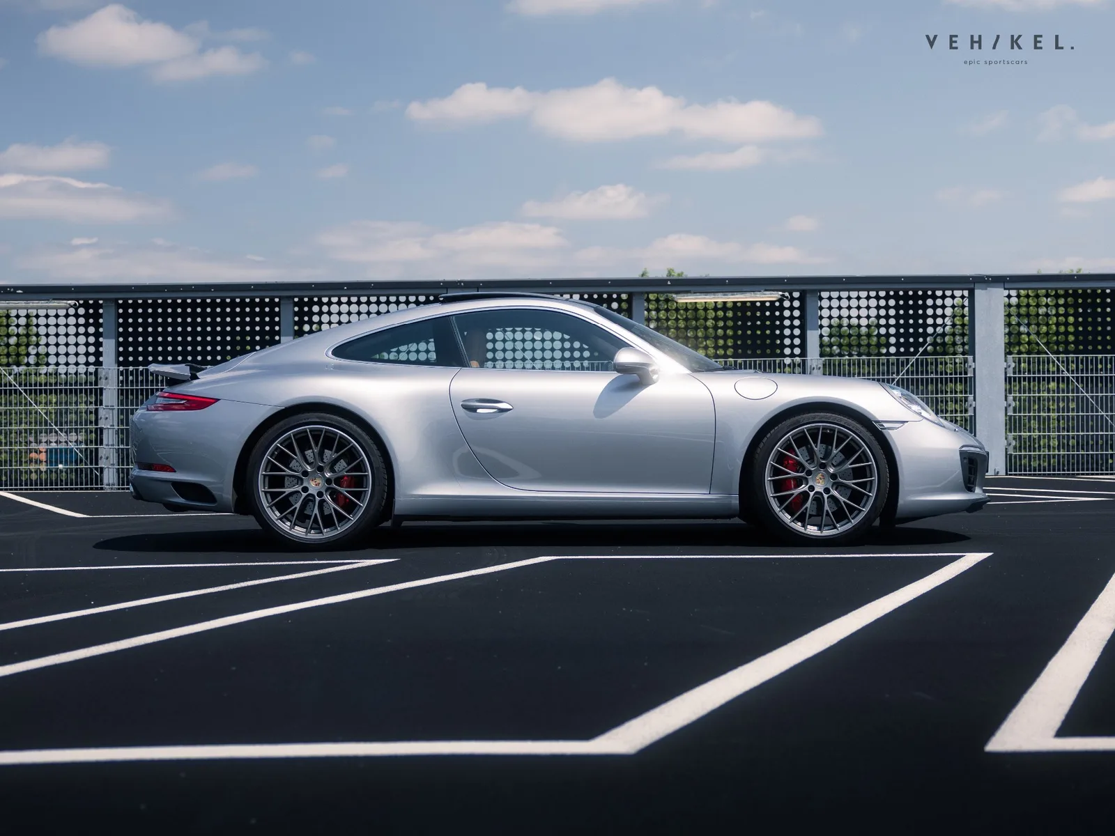 Porsche 911 (2018) — foto 1