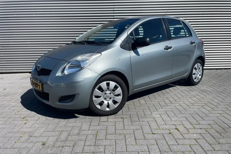 Toyota Yaris (2009)