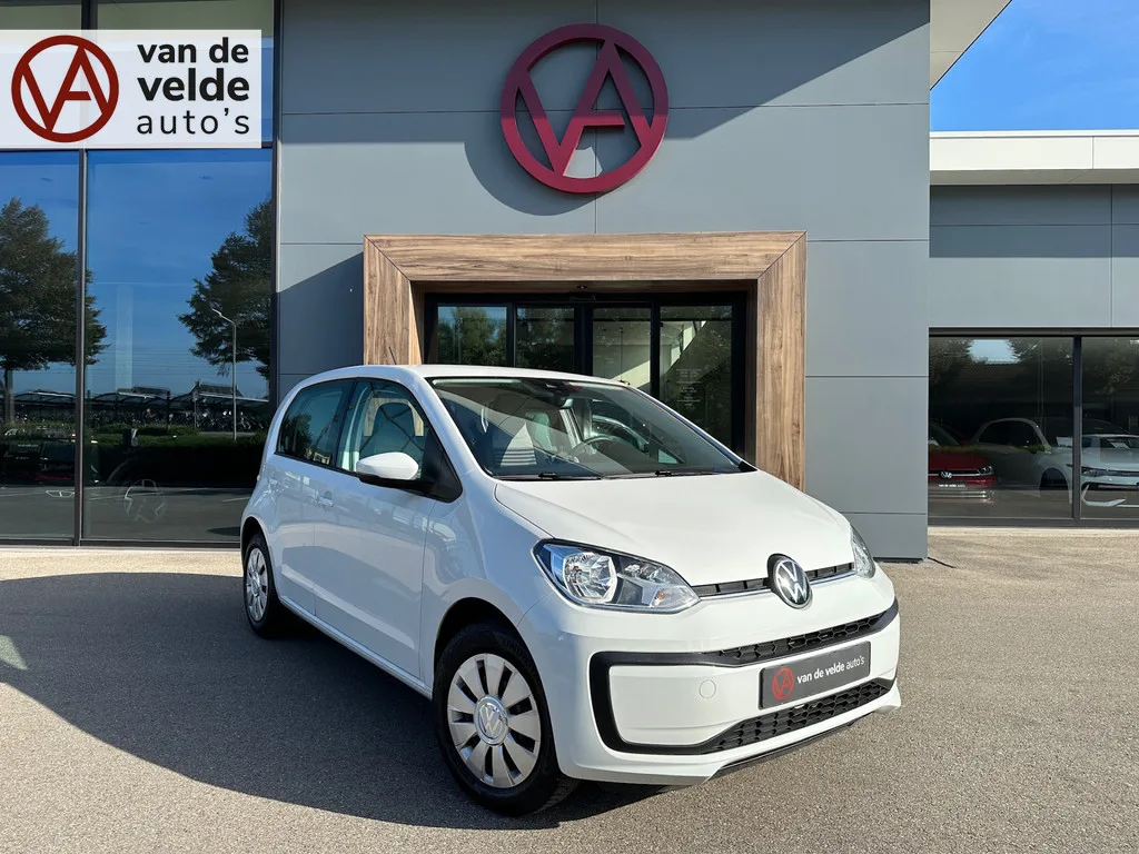 Volkswagen Up! (2023) — foto 1