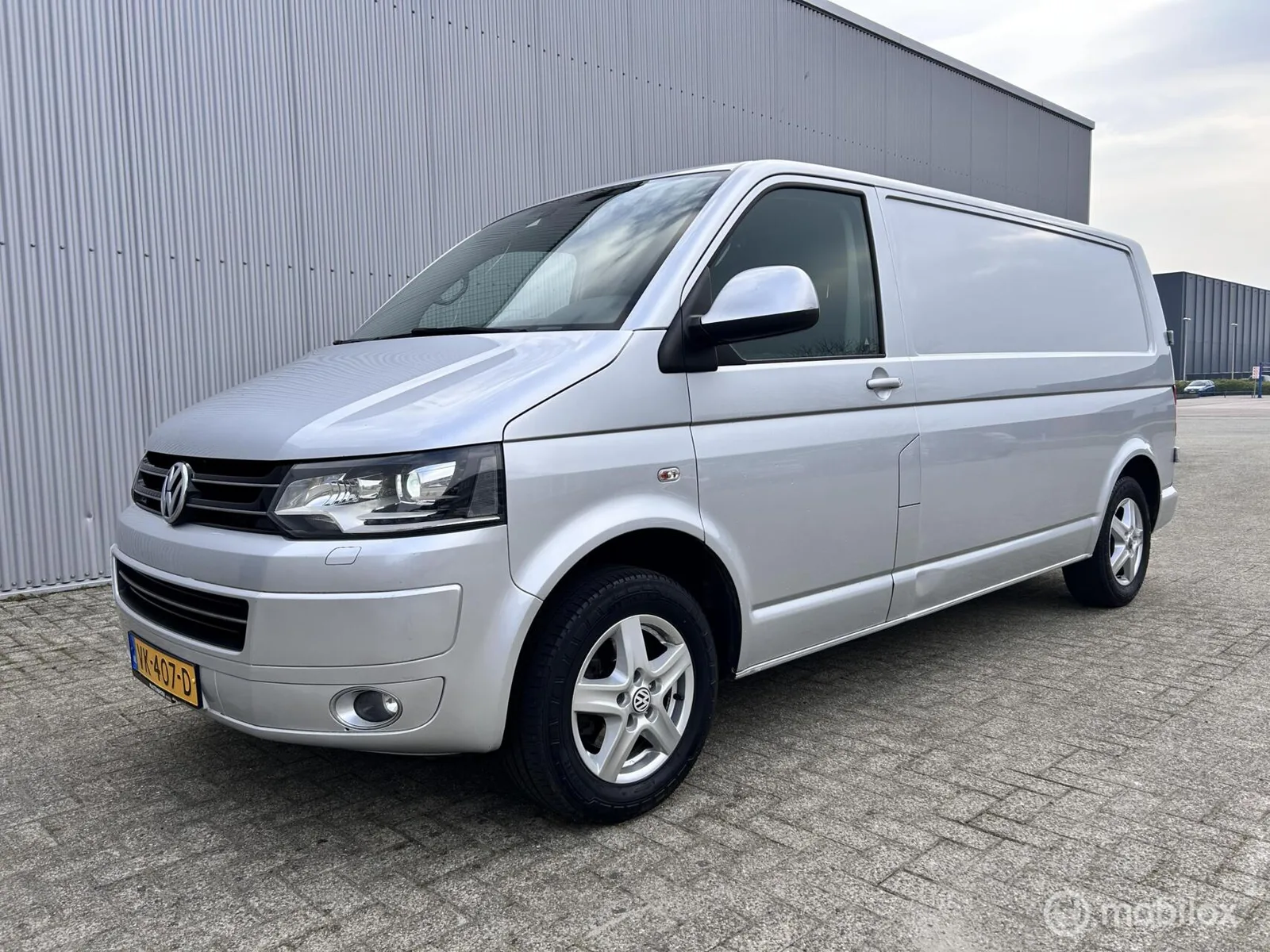 Volkswagen Transporter (2014) — foto 1