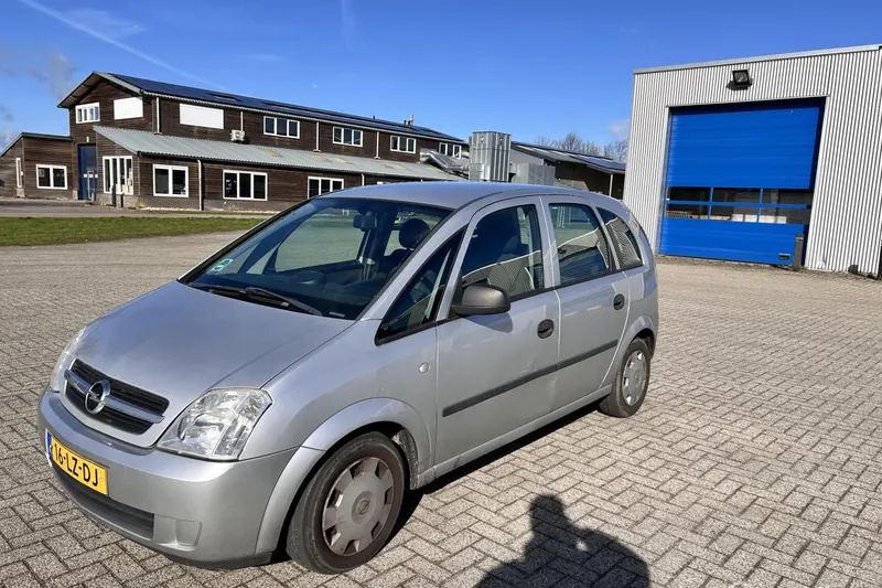 Opel Meriva (2003)