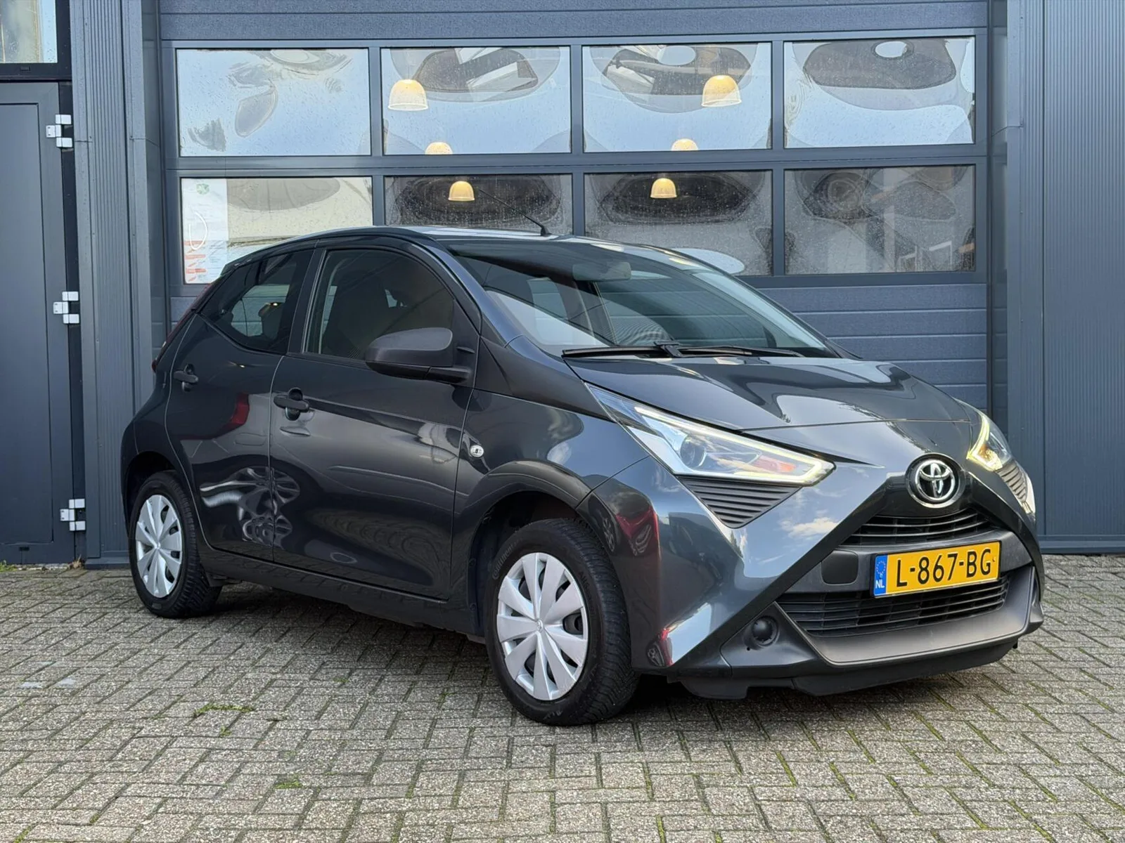 Toyota Aygo (2021) — foto 1
