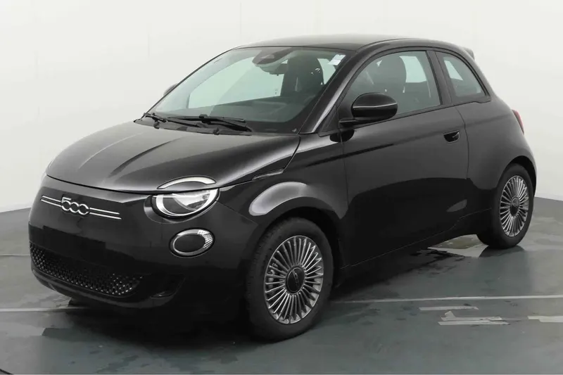 Fiat 500 (2025)