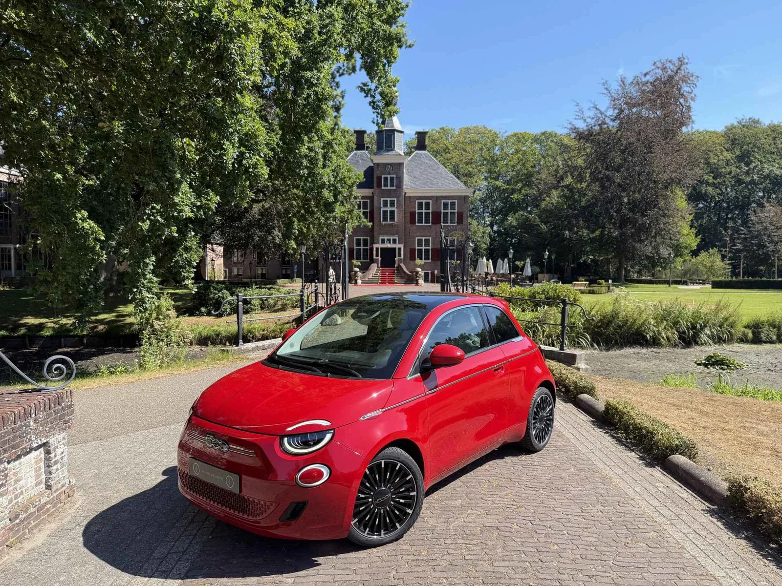 Fiat 500 (2024) — foto 1