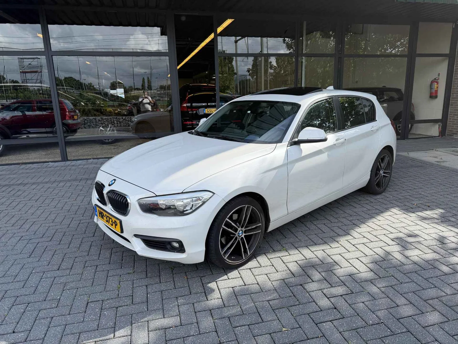 BMW 1-Serie (2015) — foto 1