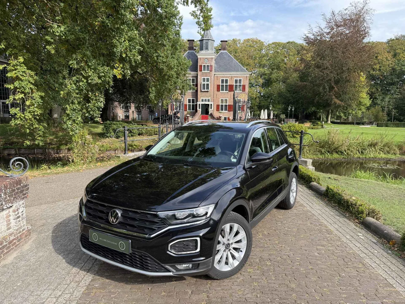 Volkswagen T-Roc (2021) — foto 1