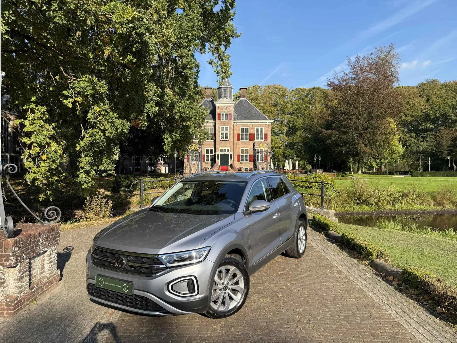 Volkswagen T-Roc (2023) — foto 1
