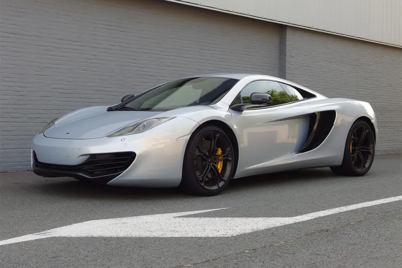 McLaren MP4-12C (2012)
