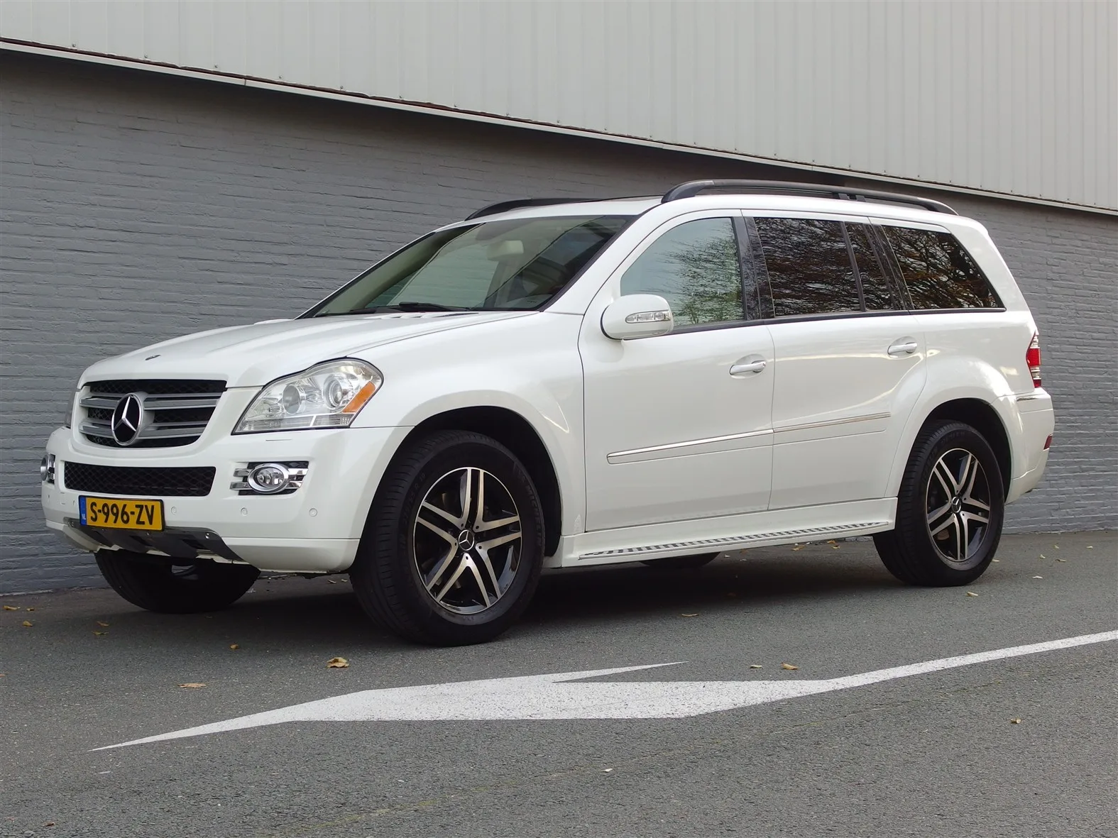 Mercedes-Benz GL450 (2007) — foto 1