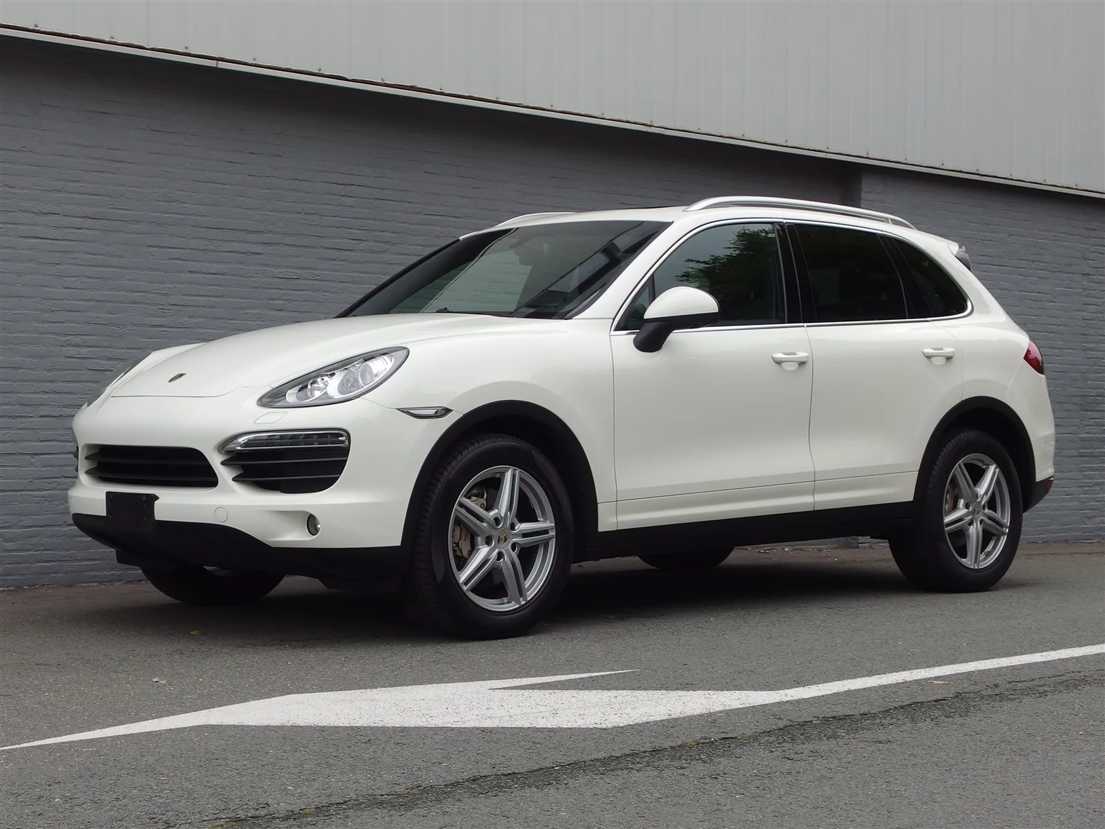 Porsche Cayenne (2010) — foto 1