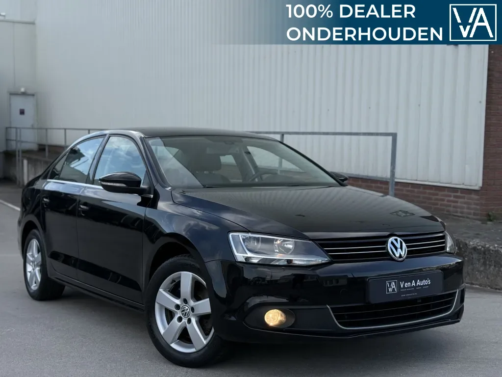 Volkswagen Jetta (2012) — foto 1