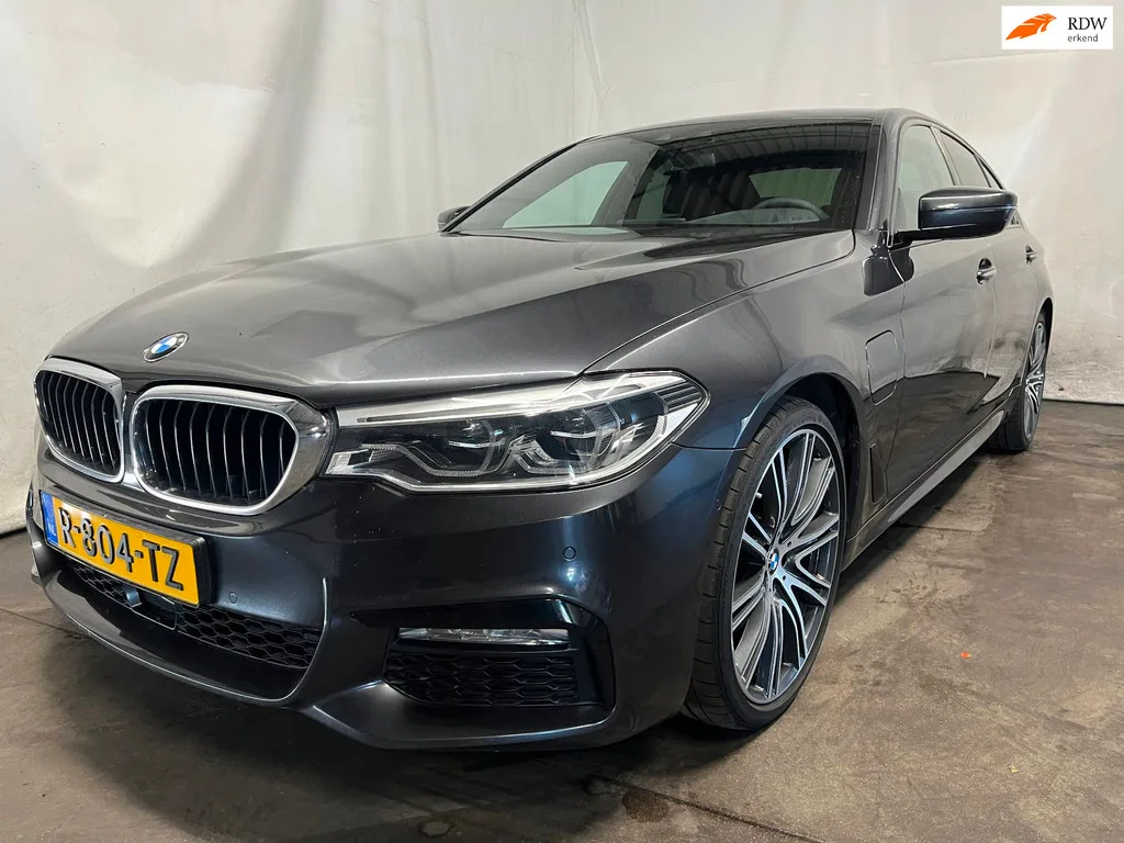 BMW 5-Serie (2017) — foto 1