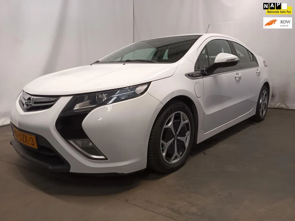Opel Ampera (2012) — foto 1