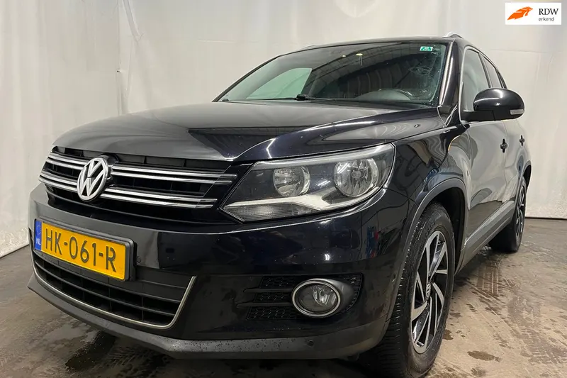 Volkswagen Tiguan (2015)