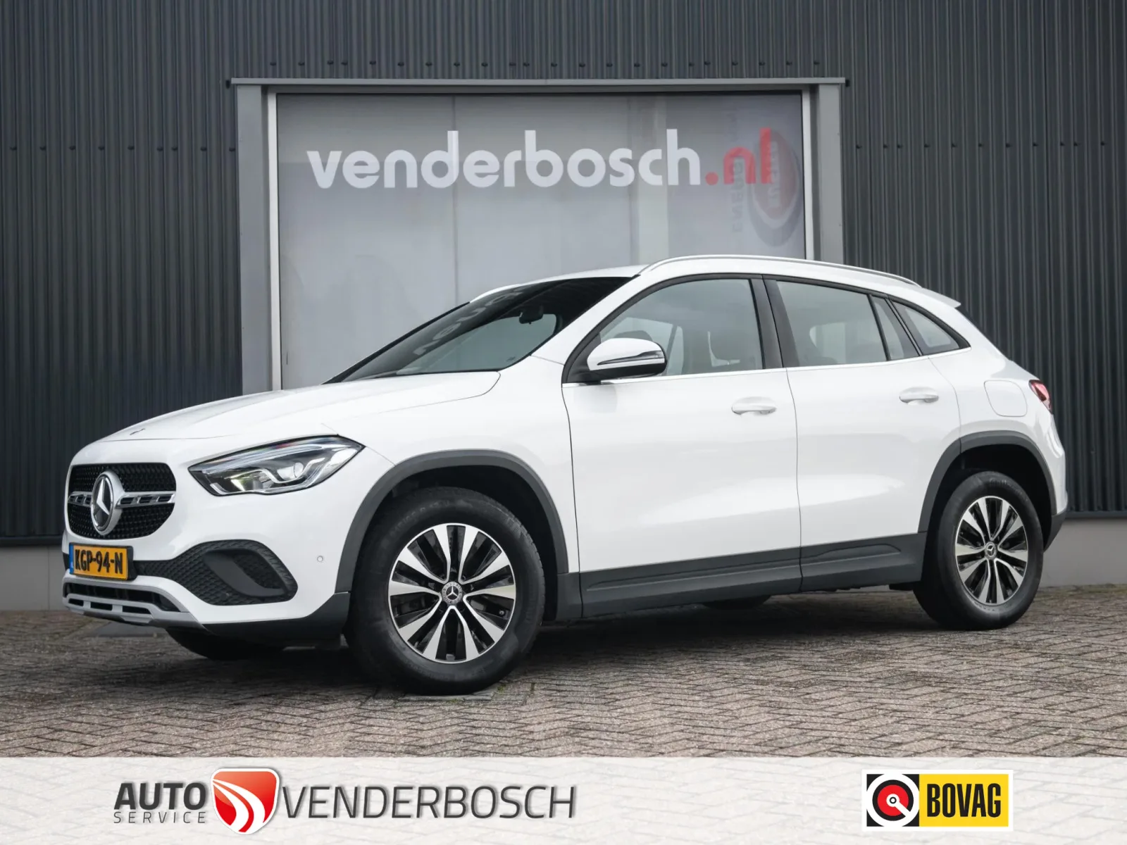 Mercedes-Benz GLA (2021) — foto 1