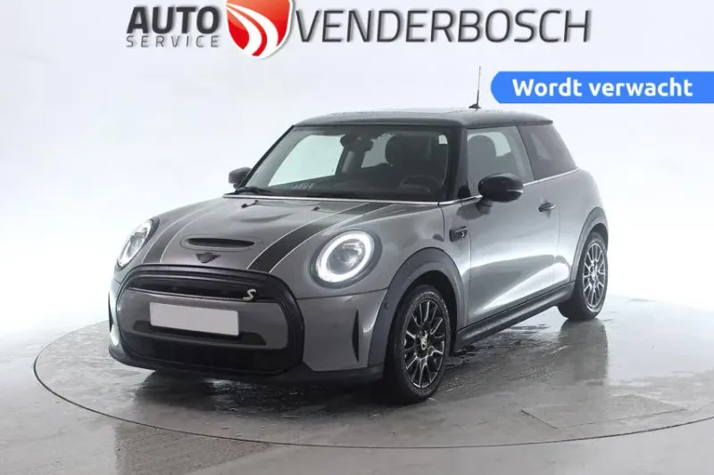 MINI Cooper (2021)