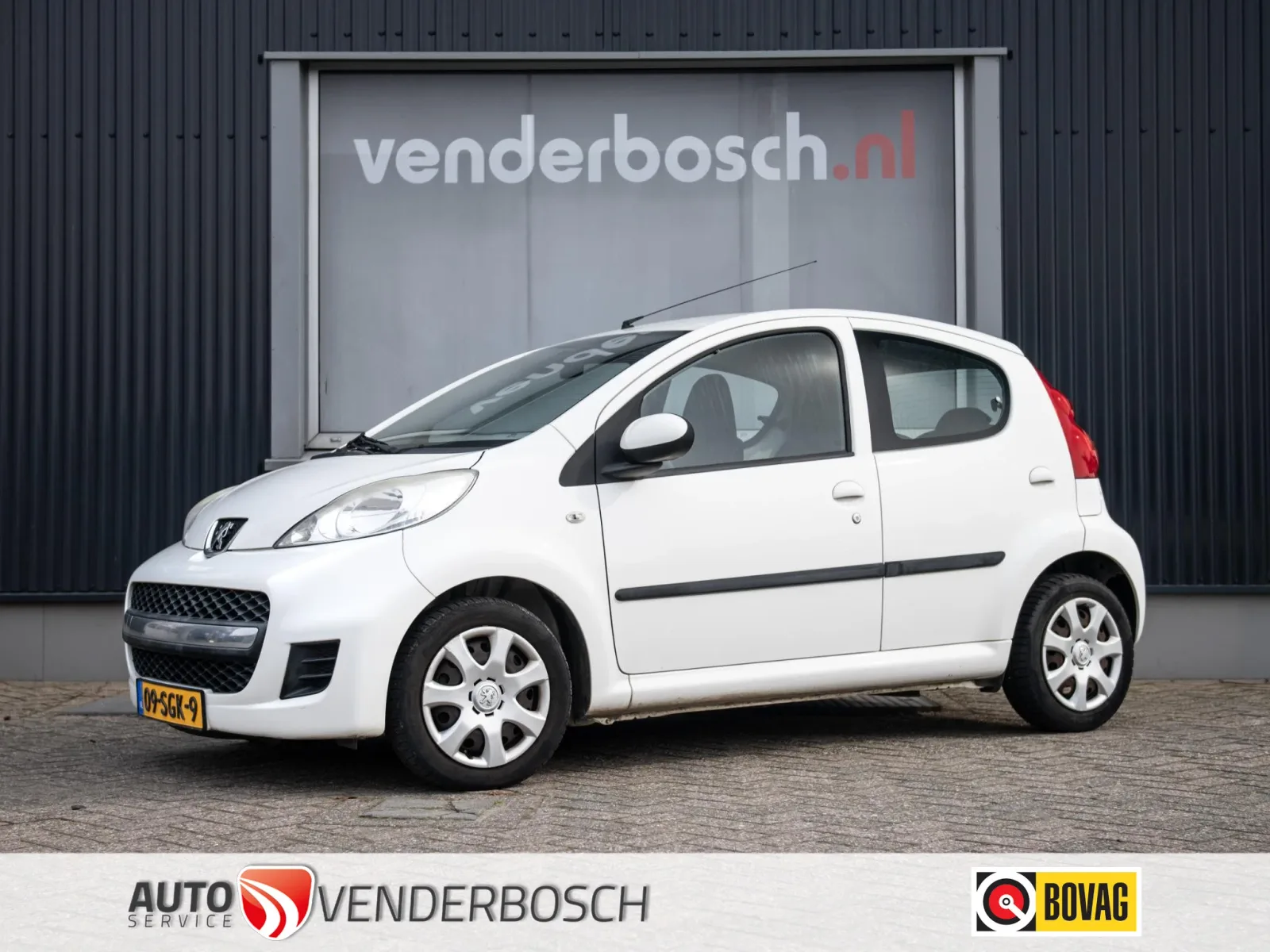 Peugeot 107 (2011) — foto 1